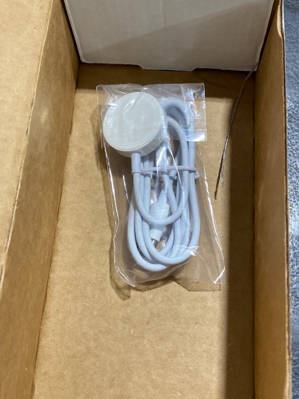 Photo 1 of Apple Watch Ultra 2 [GPS + Cellular, 49mm] - Titanium Case With White Ocean Band, One Size (Renewed)