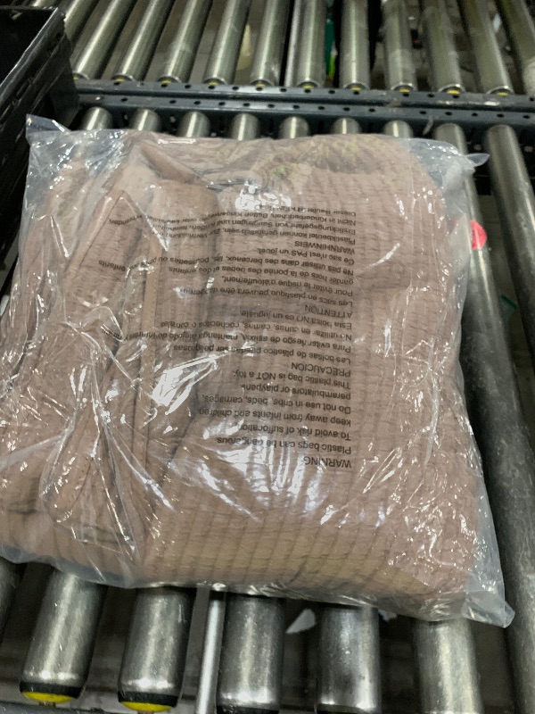 Photo 1 of EVERGRACEHOME Cotton Coverlet Set Full Queen Size 3 Pieces, Lightweight Soft Ribbed Matelassé Bedspread Quilt Set, Cozy Oversized Quilted Bedding Set with 2 Pillow Shams for All Seasons, Mocha Brown