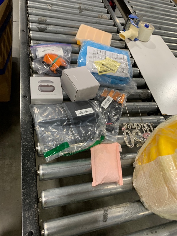 Photo 1 of NELLIS VARIETY SMALL BOX \ SEE NOTES FOR DETAILS