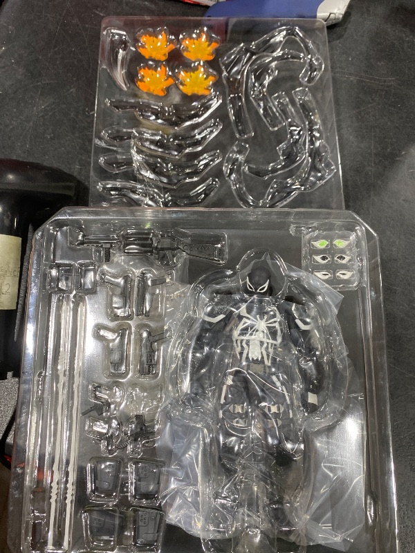 Photo 1 of Kaiyodo Revoltech Amazing Yamaguchi Agent Venom Total Height Approx. 6.7 inches (170 mm), Non-Scale, PVC & ABS, Pre-Painted Action Figure