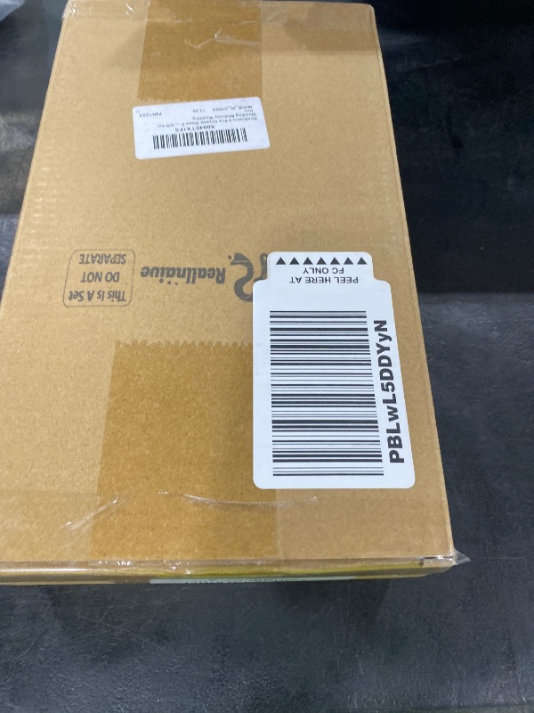 Photo 1 of Reallnaive 6 Pcs Crystal Glass Fruit Decor Pineapple Grape Persimmon Strawberry Pear Peach Figurine Collectibles Hand Blown Glass Fruit Decoration for Home Decor Gift for Wedding Birthday Wedding