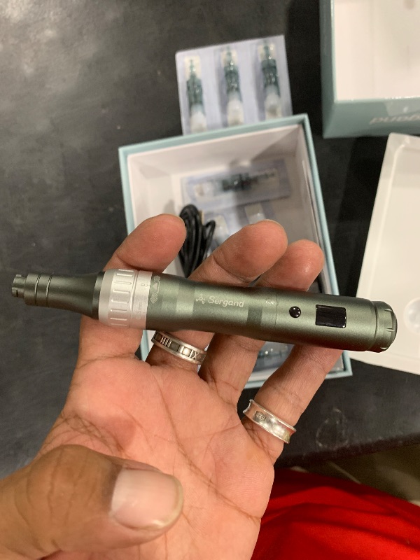 Photo 1 of 0.25mm Derma Roller Pen