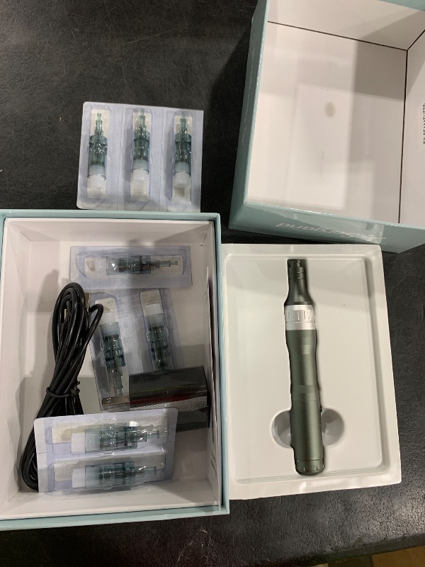 Photo 1 of 0.25mm Derma Roller Pen