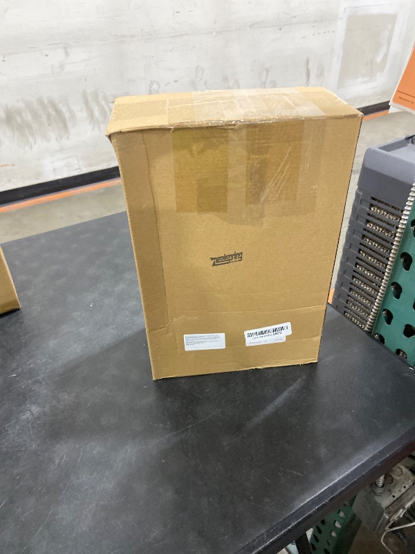 Photo 1 of Realspring 24 Pcs Inflatable Beach Balls for Kids Bulk Pastel Solid Color Jumbo Beach Ball Swim Pool Floating Toys Baby Shower Birthday Summer Party Decor(Blue and White,26.5 Inch)