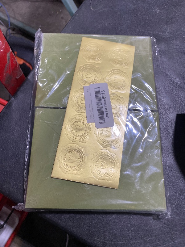 Photo 1 of 100 Pieces A7 Envelopes Colorful 5x7 Envelopes for Greeting Cards, Birthday, Weddings, Baby Shower Invitation Cards (Olive Green, 5.24 x 7.24 Inches)