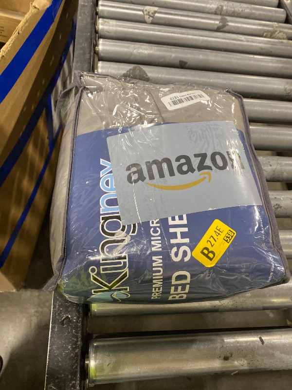 Photo 1 of Kingnex Striped Split Top California King Sheets Sets for Adjustable Bed 4 Pieces Include 1 Flex Head Fitted Cal King Sheet 1 Flat Sheet 2 King Size Pillowcases Grey