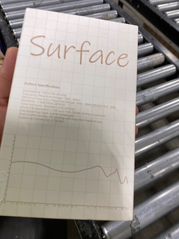 Photo 1 of DD ddHiFi E14D (Surface) 1DD + 4BAs Hybrid Driver HiFi in-Ear Earphones Stock with 4.4mm Balanced 0.78 2Pin Earphones Cable