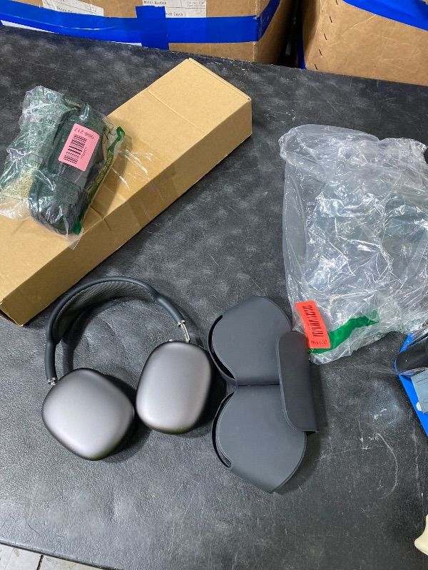 Photo 1 of Apple AirPods Max Wireless Over-Ear Headphones, Pro-Level Active Noise Cancellation, Transparency Mode, Personalized Spatial Audio, USB-C Charging, Bluetooth Headphones for iPhone - Midnight