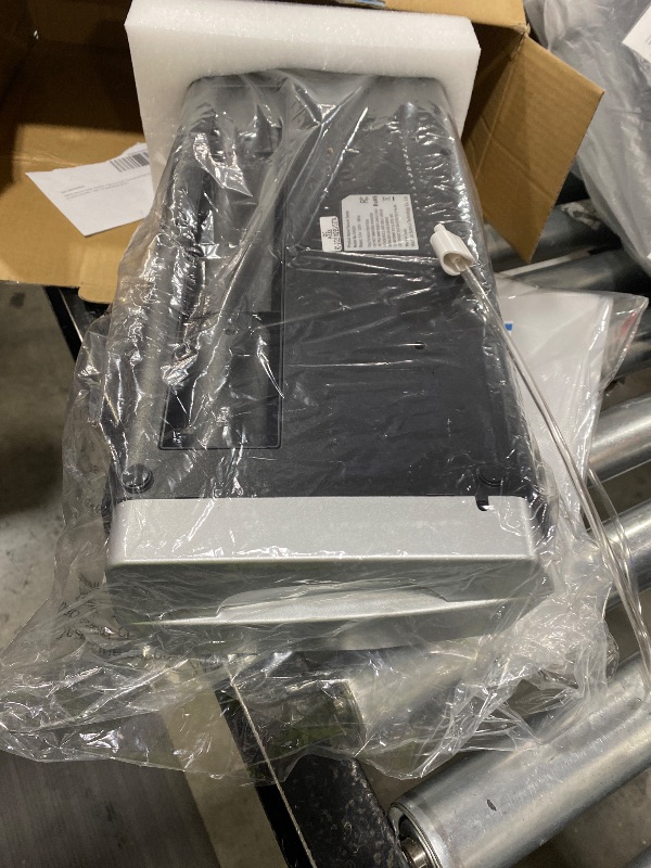 Photo 1 of 95KPa Vacuum Sealer Machine- Fully Automatic Commercial Food Sealer with 10-in-1 System, Double Heat Seal, Easy-Lock Handle & Built-in Cutter, Includes 1 Roll + 15 Bags (green)