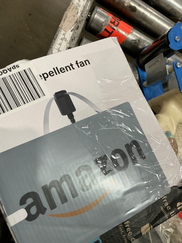 Photo 1 of *** ONLY 2***.  PIMAG Fly Fans for Tables, Fly Repellent Fan Outdoor Indoor Keep Flies Away, Fly Repellent Fans for Tables with Holographic Blades for Picnic, Party, Restaurant, Kitchen, and BBQ, 4 Pack Black