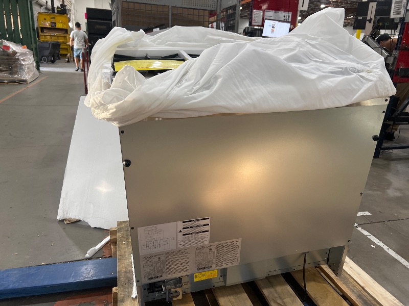 Photo 1 of ***PARTS ONLY**COSMO GRP366 36 in. Vista Collection 4.5 cu. ft. Gas Range, 6 Burners, Convection Oven, LED Light Panel in Modern Stainless Steel ( Pleas Read Clerks Notes)