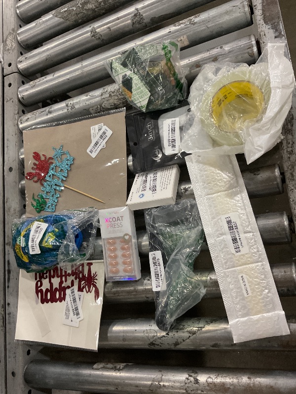 Photo 1 of *FINAL SALE//NO REFUNDS**BUNDLE OF ASSORTED MISC ITEMS (10)