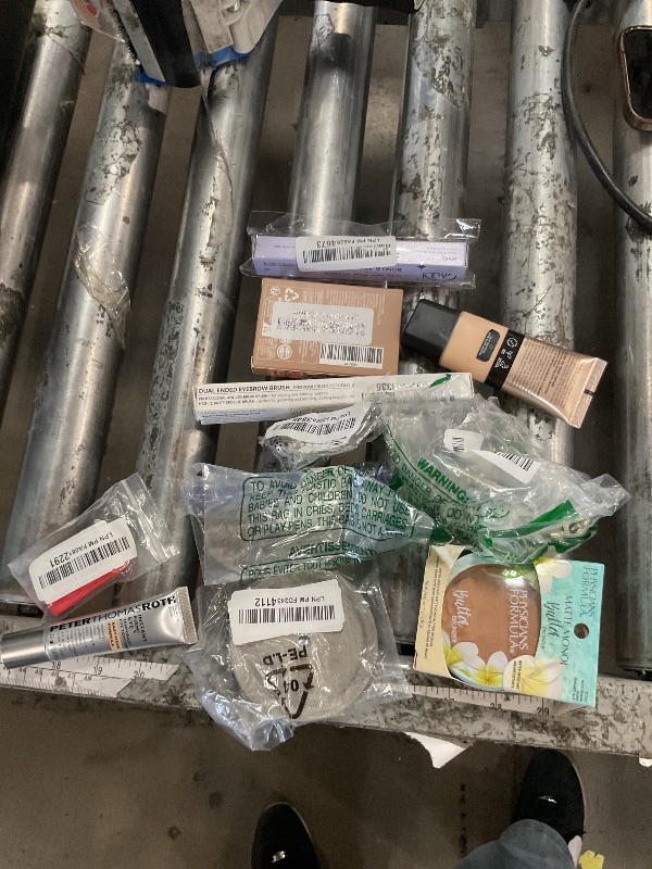 Photo 1 of *FINA; SALE//NO REFUNDS** BUNDLE OF ASSORTED MISC ITEMS  (10)