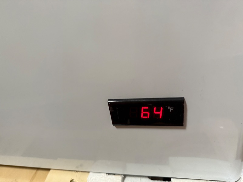 Photo 1 of Duura Commercial Mobile Ice Cream Display Chest Freezer Sub Zero Temp Curved Glass Top Frost Free Lid with 8 Wire Baskets, 71.7 Inch Wide 21.2 Cubic Feet, White