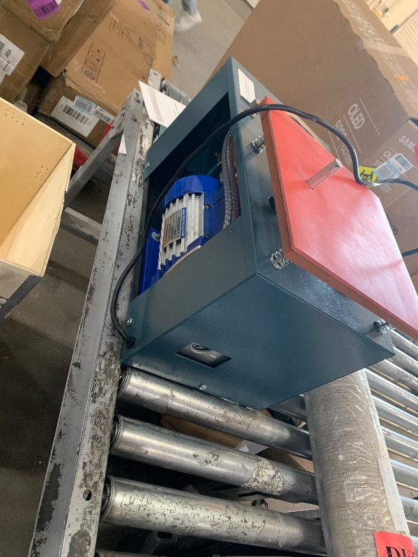 Photo 1 of ************MISSING THE SMALL PIECES PICTURED IN THE STOCK PHOTO***************
VEVOR Vacuum Investing Casting Machine, 290W Power, with 3 CFM Pump and Bell Jar, Convenient Oil Injection Port, Precision Pressure Gauge, 11 x 11 in Workbench, Casting Machin