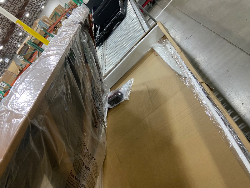 Photo 1 of ************INCOMPLETE ITEM, THIS IS ONLY THE BOX FOR THE HEADBOARD************
Merax Queen Size Bamboo Platform Bed,Modern Bed Frame with Upholstered Adjustable Headboard, Wood Slat Support, No Box Spring Needed, Easy Tool-Free Assembly, Brown+Beige