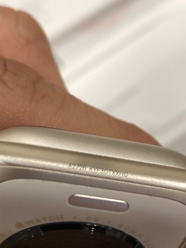 Photo 1 of **FOR PARTS ONLY**
Apple Watch SE (2nd Gen) [GPS + Cellular 40mm] Smartwatch with Starlight Aluminum Case with Lake Green Sport Loop One Size. Fitness and Sleep Trackers, Crash Detection, Carbon Neutral