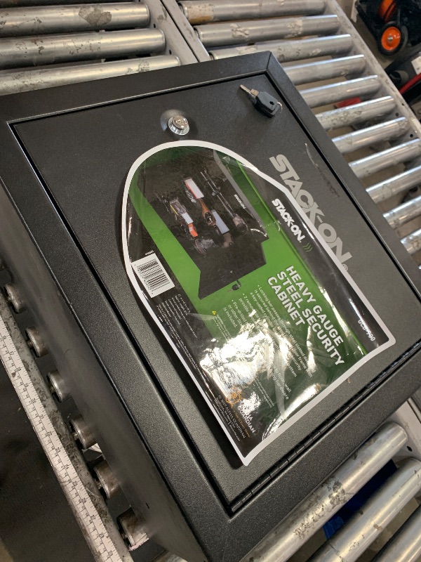 Photo 1 of ==== SEE NOTES=== Stack-On Pistol/Ammo Steel Cabinet w/ 2 Removable Shelves, Large, Black GCB-900