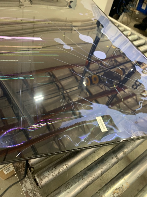 Photo 1 of **FOR PARTS ONLY**HEAVILY DAMAGED SCREEN**Samsung 58-Inch Class Crystal UHD U8000F 4K Smart TV (2025 Model) Endless Free Content, Crystal Processor 4K, MetalStream Design, Knox Security, Alexa Built-in **SCREEN IS DAMAGFE STILL TURNS ON ACCESSORIES INCLUD