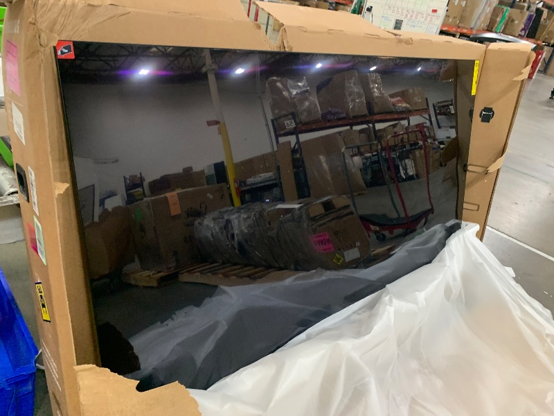 Photo 1 of SAMSUNG 83-Inch Class OLED S90F 4K Smart TV (2025 Model) NQ4 AI Gen3 Processor, 4K AI Upscaling Pro, OLED HDR +, Motion Xcelerator 144Hz, Samsung Vision AI, Alexa Built-in