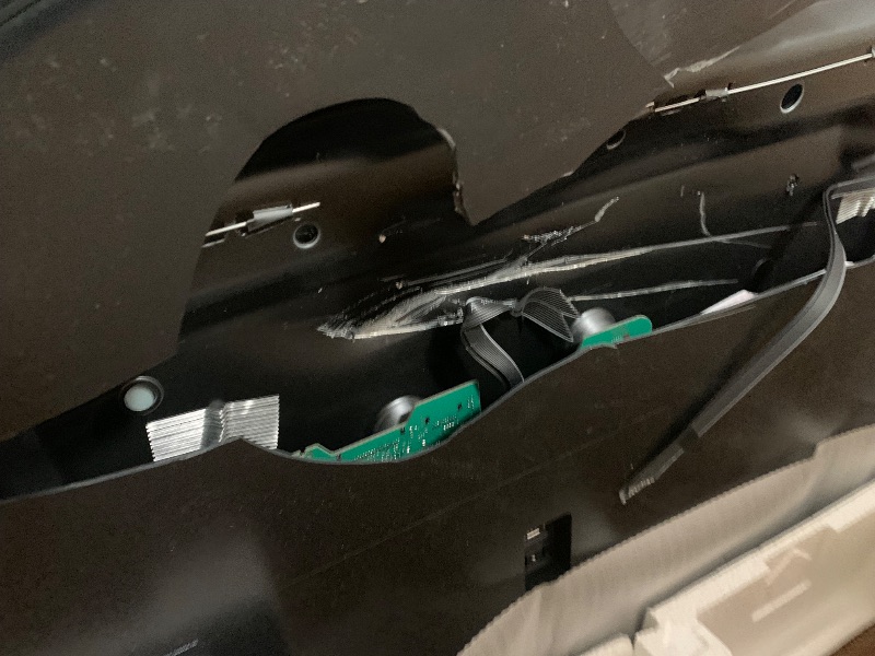 Photo 4 of SAMSUNG 83-Inch Class OLED S90F 4K Smart TV (2025 Model) NQ4 AI Gen3 Processor, 4K AI Upscaling Pro, OLED HDR +, Motion Xcelerator 144Hz, Samsung Vision AI, Alexa Built-in