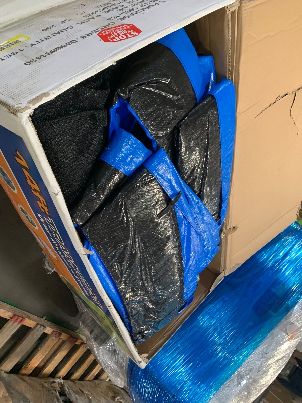 Photo 1 of 14' Trampoline