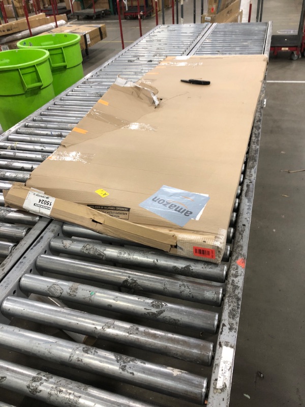 Photo 1 of **************MISSING HARDWARE*******************
RealTruck BACKRACK Original Shortened Frame Only | Black, No Drill | 15024 | Fits 2007-2018 Chevrolet/GMC Silverado/Sierra 1500; 2007-2019 Silverado/Sierra 2500/3500 HD; 2004-2025 Ford F-150 & Others