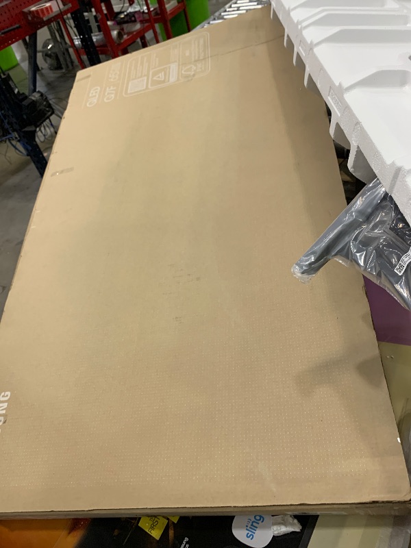 Photo 2 of Samsung 65-Inch Class QLED Q7F Series Samsung Vision AI Smart TV (2025 Model, 65Q7F) Quantum HDR, Object Tracking Sound Lite, Q4 AI Gen1 Processor, 4K upscaling, Gaming Hub, Alexa Built-in FOR PARTS ONLY 