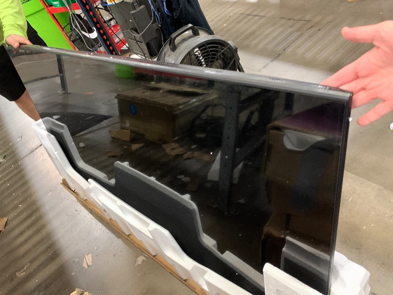 Photo 5 of Samsung 65-Inch Class QLED Q7F Series Samsung Vision AI Smart TV (2025 Model, 65Q7F) Quantum HDR, Object Tracking Sound Lite, Q4 AI Gen1 Processor, 4K upscaling, Gaming Hub, Alexa Built-in FOR PARTS ONLY 