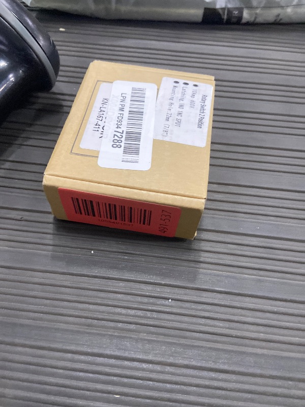 Photo 1 of 10Amp 2 Position Rotary Switch 22mm 7/8in Mounting Hole Selector Switch Maintained SPDT 1NO 1NC Latching Switch 600V AC for Car Control Box Equipment