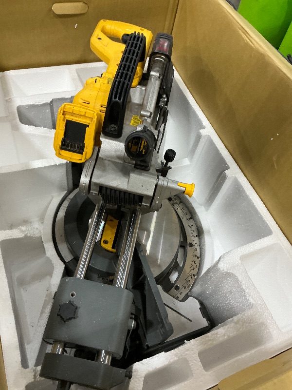 Photo 1 of *UNABLE TO FULLY TEST*DEWALT 20V MAX XR 12 inch Double Bevel Sliding Miter Saw, Cordless, Tool Only (DCS785B)