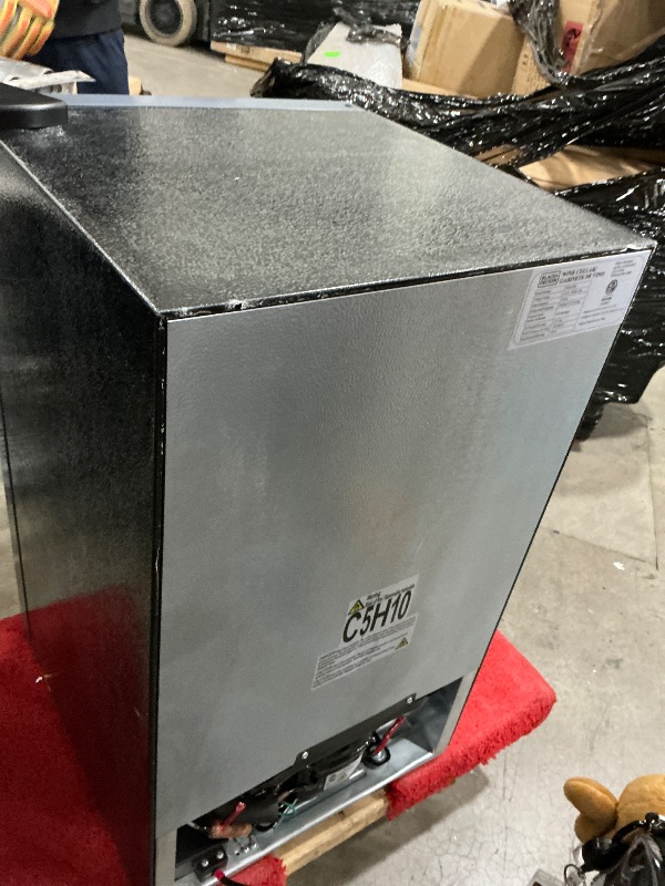 Photo 1 of *POWERS ON**BLACK+DECKER BD61526 Wine Cellar, Black Cabinet with Gray Door Accent