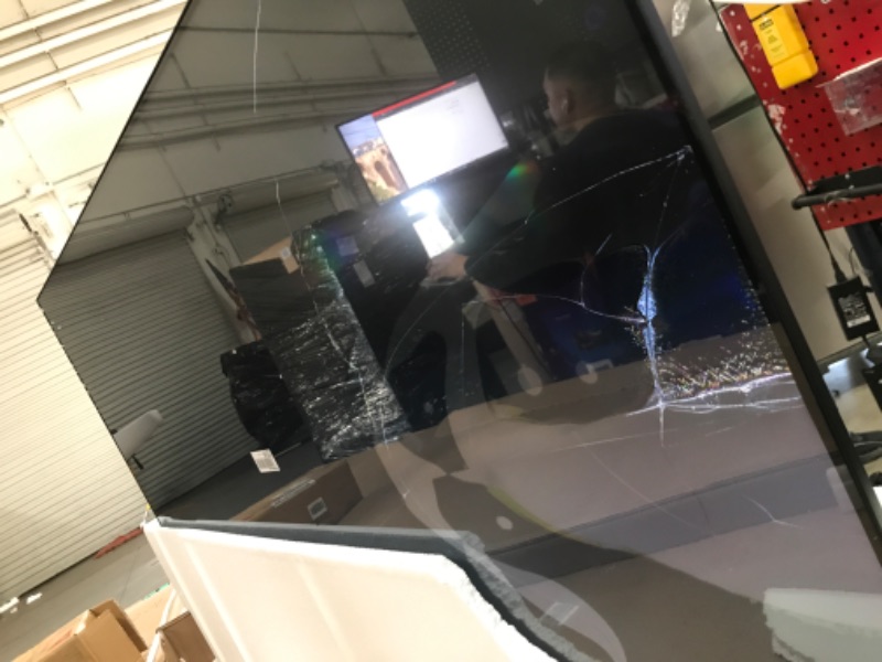 Photo 1 of 
*SCREEN DAMAGE*

Samsung 55-Inch Class Crystal UHD U8000F 4K Smart TV (2025 Model) Endless Free Content, Crystal Processor 4K, MetalStream Design, Knox Security, Compatible with Alexa