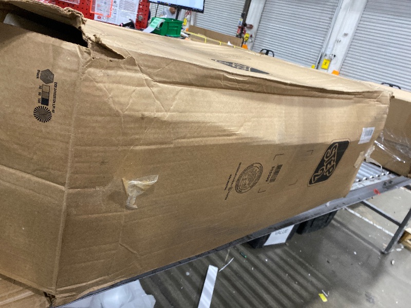 Photo 1 of Step2 Vero Pool Lounger, Fade-Resistant, Waterproof Patio Furniture, Pool Lounge Chair for Sun Shelf, Use in Pools with Shelves Up to 9-Inches Deep or Outside Pool Deck, Weighted, White