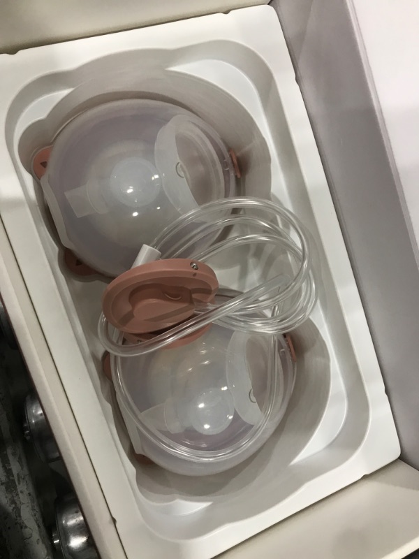 Photo 1 of *********MISSING CHARGER**********
Momcozy Hospital-Grade Wearable Breast Pump