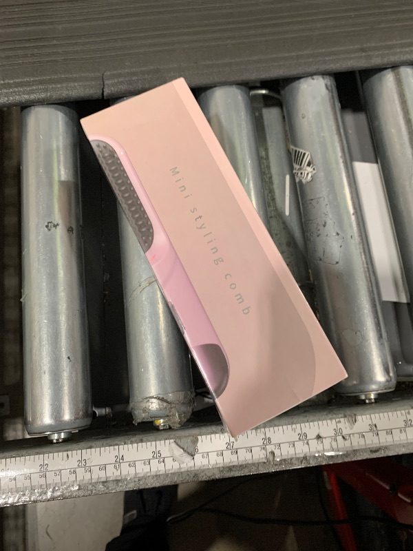 Photo 1 of ***Factory sealed** 2025 Hair Straightener Brush Pale Pink