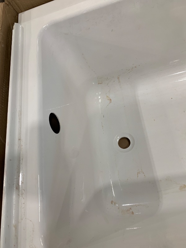 Photo 1 of *** See notes *****American Standard 2946102.020 Studio 60 x 32-Inch Alcove Bathtub, Right-Hand Drain, White