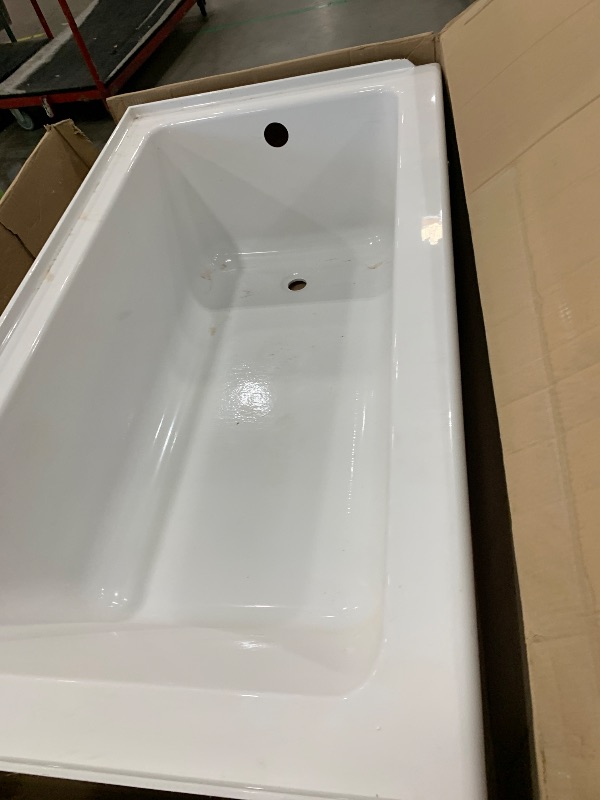 Photo 1 of *** See notes *****American Standard 2946102.020 Studio 60 x 32-Inch Alcove Bathtub, Right-Hand Drain, White