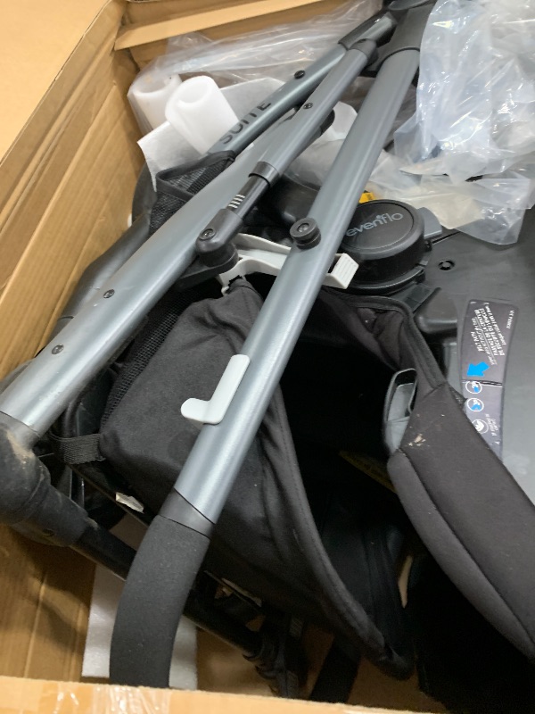 Photo 3 of Pivot Xpand Modular Travel System with LiteMax Infant Car Seat with Anti-Rebound Bar (Ayrshire Black)