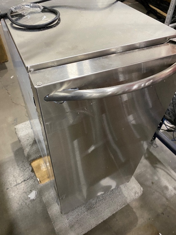 Photo 1 of Ice-O-Matic GEMU090 Pearl Self-Contained Ice Machine with Air Condensing Unit Pure Ice Technology 115 Volt Plug-In and Quiet Operation in Stainless Steel