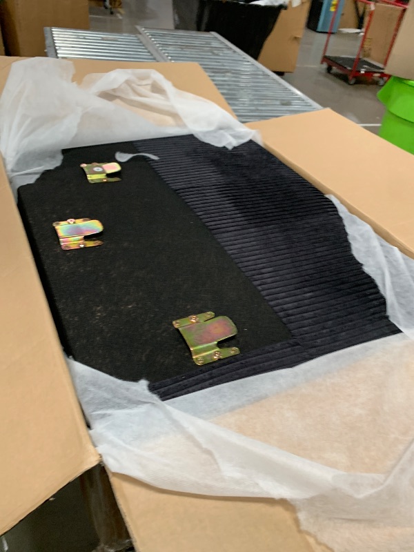 Photo 1 of ***********INCOMPLETE ITEM, THIS IS ONLY BOX #2 OUT OF 2 TOTAL***********
BOX 2OF2- Twin Size Sofa Bed,Sleeper Sofa, Loveseat Sofa, 47.2", Polyester Fabric with a Foldable Mattress, Foldable Side Table, Side Storage Pocket 2- USB Port Living Room