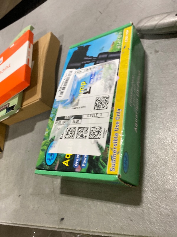 Photo 1 of COOSPIDER Aquarium U-V Filter Green Clean Machine for 40-100 Gallon Fish Tank Crystal Clear 300GPH Submersible Water Pump Air Supply Wave Maker Green Killing