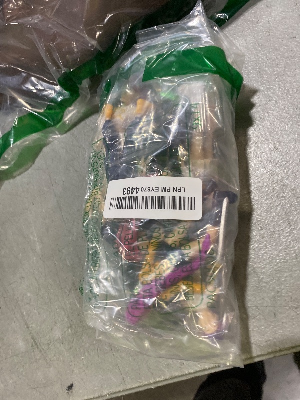 Photo 1 of 6 pcs k pop demon hunters Cake Toppers Character Set of Action Figures Toys?k pop demon hunters Mini Figurines Dolls Birthday Party Supplies Car Desktop Birthday Decorations