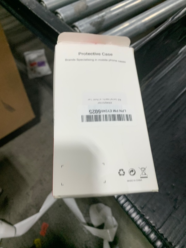 Photo 1 of Lunivop Compatible with iPhone 17 Pro Case Clear Card Holder, TPU Slim Soft Shockproof Anti-Yellowing Anti-Scratch Transparent Phone Case, (for 17 Pro 6.3 '' Clear)