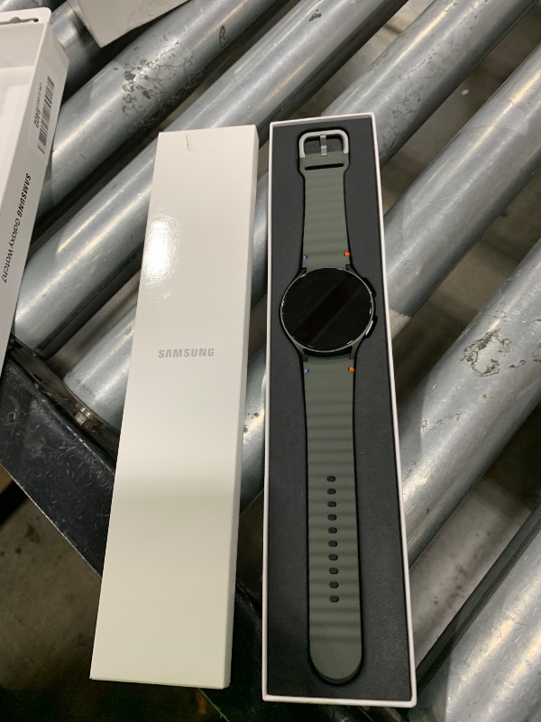 Photo 1 of Samsung Galaxy Watch 7 44mm Bluetooth AI Smartwatch w/Energy Score, Wellness Tips, Heart Rate Tracking, Sleep Monitor, Fitness Tracker, 2024, Green [US Version, 1Yr Manufacturer Warranty]