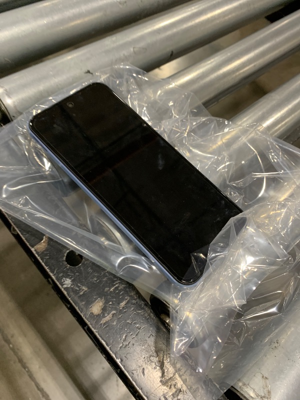 Photo 1 of Google Pixel 8 Pro - Unlocked Android Smartphone with Telephoto Lens and Super Actua Display - 24-Hour Battery - Bay - 128 GB