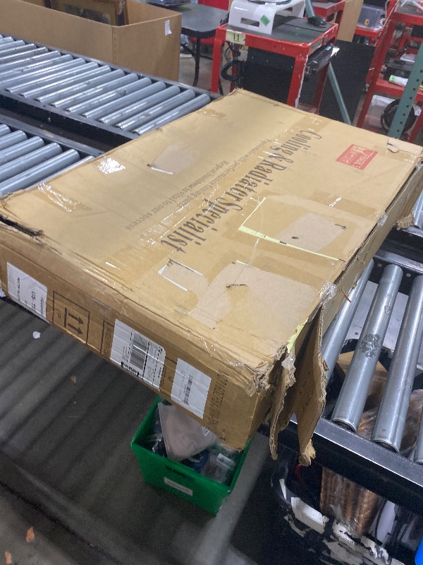 Photo 1 of ALLOYWORKS 4 Row Core Aluminum Radiator Fan Shroud Relay for 1973-1991 Chevy C K Series C10 C20 K10 Truck Pickup GMC C25 C35 C2500 C3500 Radiators(19" Core, Multiple V8 Models, 2 X 12" Fan)