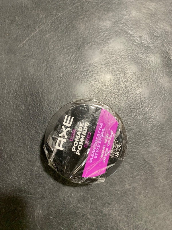 Photo 1 of AXE Signature Clean Cut Look Classic Pomade, 2.64 Oz 