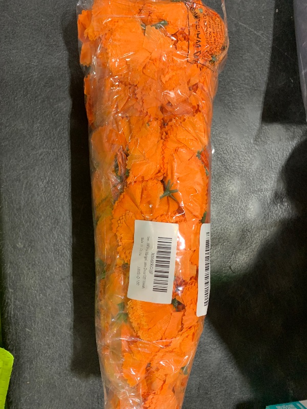 Photo 1 of 100 Pcs Artificial Marigold Flower Heads,Silk Marigold Heads Bulk with Stems,Fake Flowers for Diwali Home Decor, Day of The Dead, Party, Indian Wedding, Halloween Decor, DIY Wreath Garland