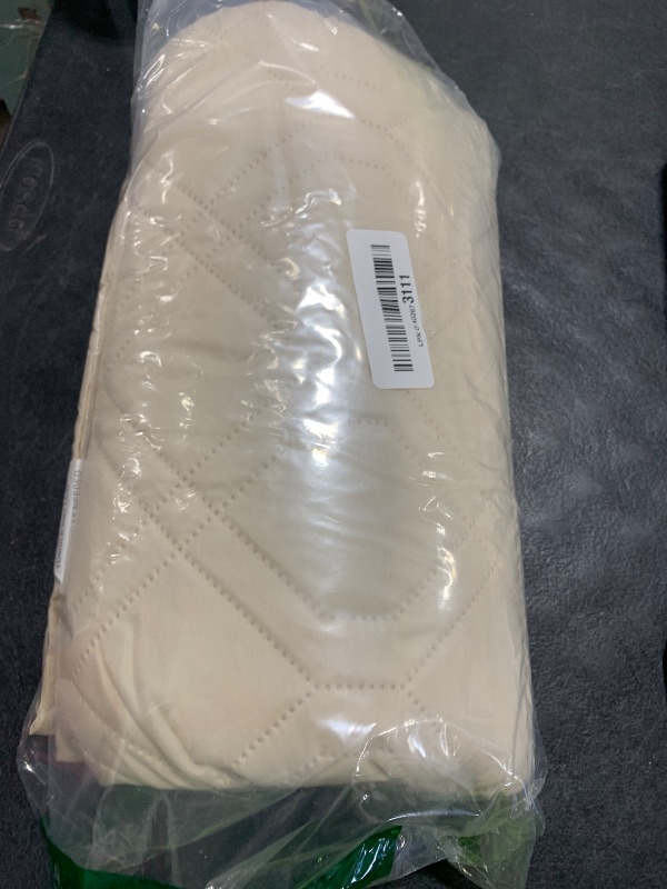 Photo 1 of Ameritex Waterproof Blanket Reversible Dog Bed Cover Pet Blanket for Furniture Bed Couch Sofa